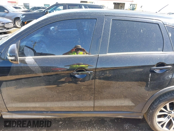 2016 Mitsubishi Outlander Sport 2.0 ES with VIN JA4AP3AU1GZ063563, listed as a IAAI auction lot 41712989 with 60,026 mi miles. Bid and sale history available at carsss.com. Image 15.