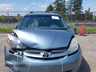 2010 Toyota Sienna XLE with VIN 5TDYK4CC0AS299238, listed as a IAAI auction lot 42168312 with 161,950 mi miles and . Bid and sale history available at carsss.com. Image 12.