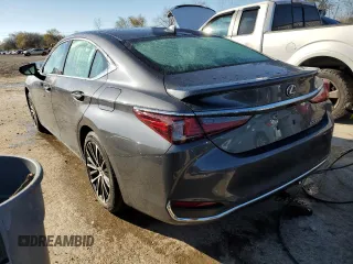 2024 Lexus ES 300h с VIN 58ADA1C15RU037046, выставлен на аукционе Copart как лот 79199074 с пробегом 18 135 миль миль и Списание • Salvage title. История ставок и продаж доступна на DreamBid. Изображение 2.