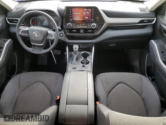 2022 Toyota Highlander LE z VIN 5TDZZRAH3NS109790, wystawiony jako Copart lot #49627715 z przebiegiem 33 113 mil mil oraz Szkoda całkowita • Salvage title. Historia ofert i sprzedaży dostępna na DreamBid. Obrazek 8.