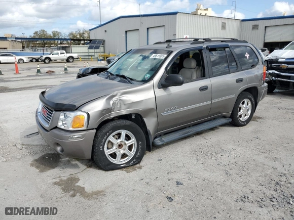 2008 GMC Envoy SLE2 with VIN 1GKDS13S582126731, listed as a Copart auction lot 49611805 with 117,314 mi miles and Salvage Title. Bid and sale history available at carsss.com. Image 1.