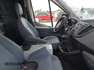 2016 Ford Transit Cargo с VIN 1FTYE1CM0GKB33378, выставлен на аукционе IAAI как лот 42327987 с пробегом 156 020 миль миль и . История ставок и продаж доступна на DreamBid. Изображение 5.