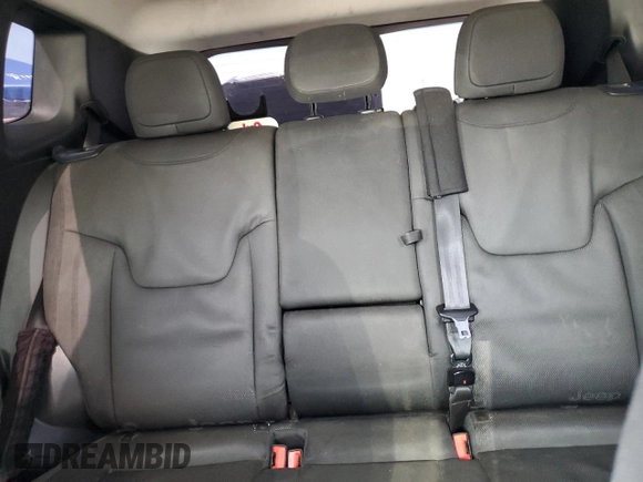 2017 Jeep Renegade Latitude с VIN ZACCJABB8HPF20239, выставлен на аукционе Copart как лот 61830135 с пробегом 307 586 миль миль и Списание • Salvage title. История ставок и продаж доступна на DreamBid. Изображение 10.