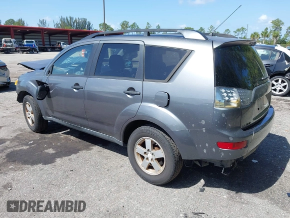 2007 Mitsubishi Outlander LS z VIN JA4MT31XX7U004009, wystawiony jako IAAI lot #42006069 z przebiegiem 222 768 mil mil oraz . Historia ofert i sprzedaży dostępna na DreamBid. Obrazek 3.