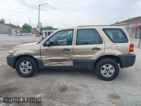 2007 Ford Escape XLS with VIN 1FMYU02Z37KA07375, listed as a IAAI auction lot 42452709 with 201,316 mi miles and . Bid and sale history available at DreamBid. Image 6.