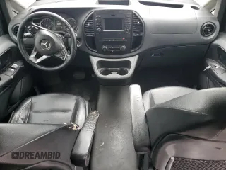 2018 Mercedes-Benz Metris Passenger z VIN WD4PG2EEXJ3413754, wystawiony jako Copart lot #61470415 z przebiegiem 201 761 mil mil oraz Czysty tytuł • Clean title. Historia ofert i sprzedaży dostępna na DreamBid. Obrazek 8.