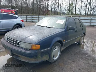 1993 Saab 9000 z VIN YS3CK65B1P1029962, wystawiony jako IAAI lot #41840965 z przebiegiem Nie podano mil oraz . Historia ofert i sprzedaży dostępna na DreamBid. Obrazek 2.