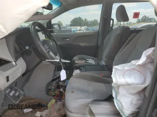 2015 Toyota Sienna LE AAS with VIN 5TDKK3DC3FS653209, listed as a Copart auction lot 54242095 with 228,634 mi miles and Salvage Title. Bid and sale history available at DreamBid. Image 7.