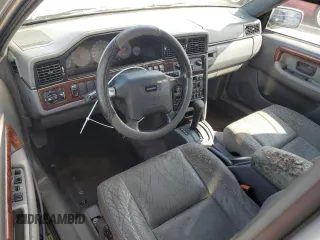 1995 Volvo 960 z VIN YV1KW9617S1025139, wystawiony jako Copart lot #74299394 z przebiegiem 92 545 mil mil oraz Szkody całkowita. Historia ofert i sprzedaży dostępna na DreamBid. Obrazek 8.