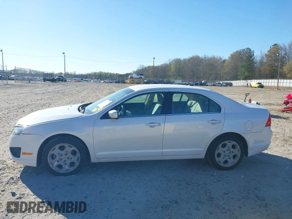 2011 Ford Fusion SE with VIN 3FAHP0HG3BR289870, listed as a IAAI auction lot 41853874 with 149,881 mi miles. Bid and sale history available at carsss.com. Image 14.