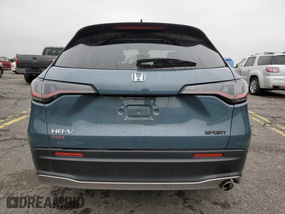 2024 Honda HR-V Sport z VIN 3CZRZ2H59RM756956, wystawiony jako Copart lot #61180725 z przebiegiem 4 788 mil mil oraz Szkoda całkowita • Salvage title. Historia ofert i sprzedaży dostępna na DreamBid. Obrazek 6.