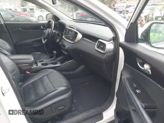 2016 Kia Sorento EX with VIN 5XYPH4A5XGG159444, listed as a IAAI auction lot 42083829 with 114,615 mi miles and . Bid and sale history available at DreamBid. Image 5.