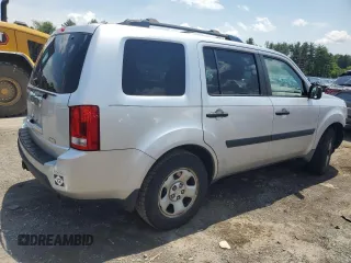 2009 Honda Pilot LX with VIN 5FNYF48259B040040, listed as a Copart auction lot 59860445 with 213,459 mi miles and Salvage title. Bid and sale history available at DreamBid. Image 3.