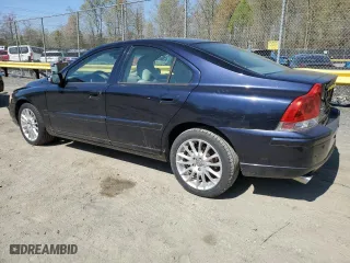 2008 Volvo S60 2.5T with VIN YV1RH592882702689, listed as a Copart auction lot 52384555 with 95,634 mi miles and Salvage Title. Bid and sale history available at carsss.com. Image 2.