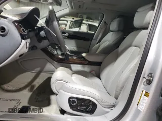 2012 Audi A8 z VIN WAURVAFD4CN038599, wystawiony jako Copart lot #59554025 z przebiegiem 93 334 mil mil oraz Szkoda całkowita • Salvage title. Historia ofert i sprzedaży dostępna na DreamBid. Obrazek 7.