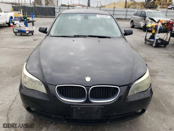 2005 BMW 5 Series 525i with VIN WBANA535X5B858088, listed as a Copart auction lot 72276784 with 105,027 mi miles and Salvage Title. Bid and sale history available at carsss.com. Image 5.