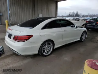 2014 Mercedes-Benz E-Class E 550 with VIN WDDKJ7DB4EF260633, listed as a Copart auction lot 86865654 with 121,203 mi miles and Salvage Title. Bid and sale history available at carsss.com. Image 3.