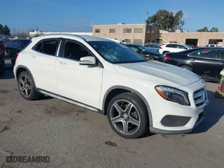 2016 Mercedes-Benz GLA with VIN WDCTG4EB8GJ203176, listed as a IAAI auction lot 41587504 with 132,221 mi miles. Bid and sale history available at carsss.com. Image 1.