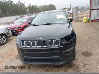 2021 Jeep Compass Latitude z VIN 3C4NJCBBXMT518158, wystawiony jako IAAI lot #41485058 z przebiegiem 95 309 mil mil oraz . Historia ofert i sprzedaży dostępna na DreamBid. Obrazek 12.