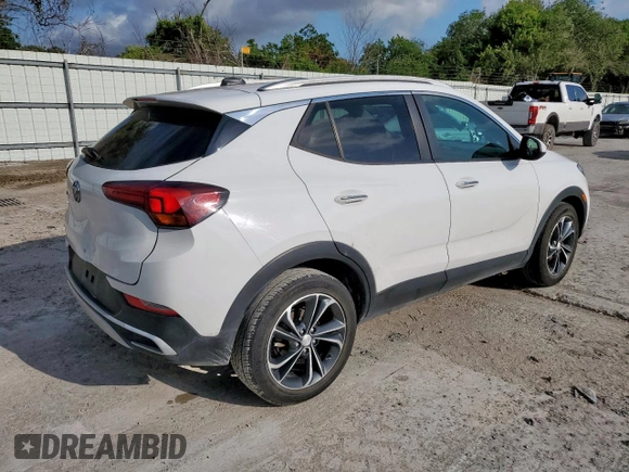 2021 Buick Encore GX Select with VIN KL4MMDS28MB111427, listed as a Copart auction lot 58783015 with 101,819 mi miles and Salvage title. Bid and sale history available at DreamBid. Image 3.