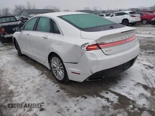 2016 Lincoln MKZ with VIN 3LN6L2G9XGR611001, listed as a IAAI auction lot 41556560 with 95,490 mi miles and . Bid and sale history available at DreamBid. Image 3.