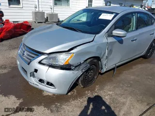 2014 Nissan Sentra S with VIN 1N4AB7AP0EN853601, listed as a IAAI auction lot 41573798 with 174,431 mi miles. Bid and sale history available at carsss.com. Image 6.