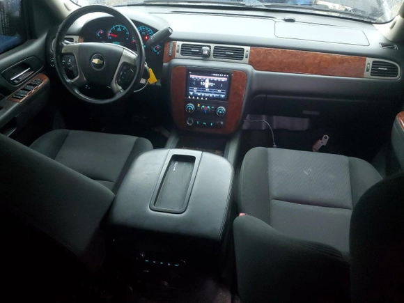 2012 Chevrolet Avalanche LS with VIN 3GNTKEE72CG200847, listed as a Copart auction lot 42910135 with 119,830 mi miles and Salvage title. Bid and sale history available at DreamBid. Image 8.