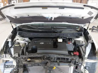 2020 Nissan Murano Platinum z VIN 5N1AZ2DS7LN149378, wystawiony jako IAAI lot #42348008 z przebiegiem 53 954 mil mil oraz . Historia ofert i sprzedaży dostępna na DreamBid. Obrazek 10.