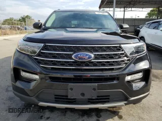 2024 Ford Explorer XLT with VIN 1FMSK7DH0RGA04223, listed as a Copart auction lot 54357745 with 24,914 mi miles and Clean Title. Bid and sale history available at DreamBid. Image 5.
