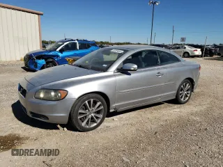 2010 Volvo C70 with VIN YV1672MC8AJ091885, listed as a Copart auction lot 80359534 with 0 mi miles and Salvage Title. Bid and sale history available at carsss.com. Image 1.