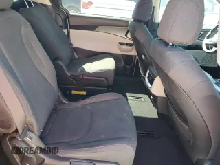 2022 Kia Carnival LX with VIN KNDNB5H37N6120815, listed as a Copart auction lot 52562145 with 87,830 mi miles and Salvage Title. Bid and sale history available at carsss.com. Image 11.