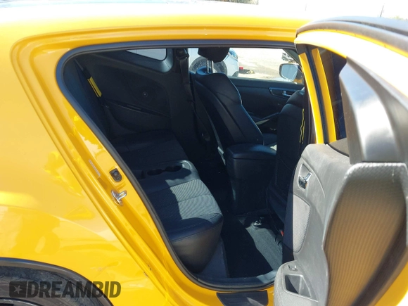 2013 Hyundai Veloster w/Gray Int with VIN KMHTC6AD8DU093272, listed as a IAAI auction lot 40407768 with 91,038 mi miles and . Bid and sale history available at DreamBid. Image 8.
