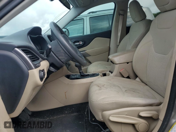 2020 Jeep Cherokee Latitude with VIN 1C4PJLCBXLD556789, listed as a Copart auction lot 58582565 with 66,865 mi miles and Salvage title. Bid and sale history available at DreamBid. Image 7.