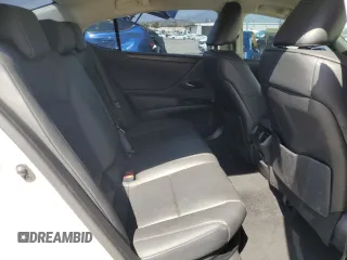 2024 Lexus ES 300h with VIN 58ADA1C13RU037546, listed as a Copart auction lot 57158805 with 49,138 mi miles and Salvage title. Bid and sale history available at DreamBid. Image 10.