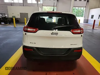 2015 Jeep Cherokee Sport with VIN 1C4PJMAB8FW685146, listed as a IAAI auction lot 42842417 with 130,325 mi miles and . Bid and sale history available at DreamBid. Image 32.
