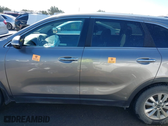 2019 Kia Sorento LX with VIN 5XYPG4A38KG544480, listed as a IAAI auction lot 41652573 with 94,434 mi miles. Bid and sale history available at carsss.com. Image 15.
