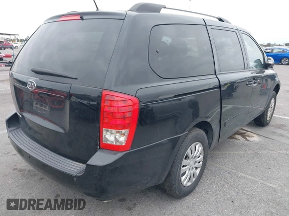 2012 Kia Sedona LX with VIN KNDMG4C70C6443196, listed as a IAAI auction lot 41895806 with 1 mi miles. Bid and sale history available at carsss.com. Image 4.