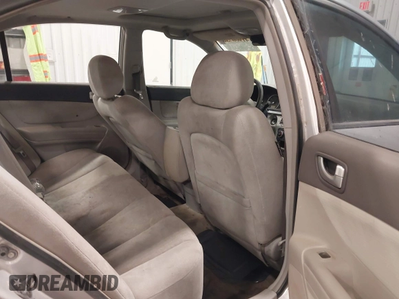 2006 Hyundai Sonata GLS with VIN 5NPEU46F76H016124, listed as a IAAI auction lot 41900730 with 253,936 mi miles and . Bid and sale history available at DreamBid. Image 8.