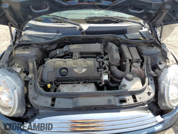 2010 MINI Convertible with VIN WMWMR3C51ATU97217, listed as a Copart auction lot 67732714 with 127,880 mi miles and Clean Title. Bid and sale history available at DreamBid. Image 11.
