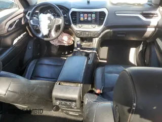 2019 GMC Acadia SLT z VIN 1GKKNMLA8KZ109301, wystawiony jako Copart lot #49261145 z przebiegiem 83 436 mil mil oraz Szkoda całkowita • Salvage title. Historia ofert i sprzedaży dostępna na DreamBid. Obrazek 8.