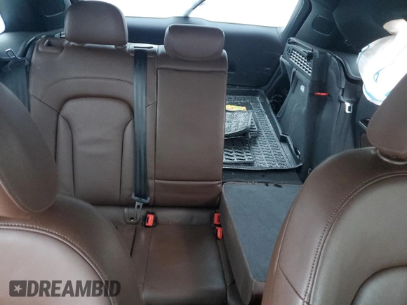 2016 Audi Q3 Prestige with VIN WA1GFCFS0GR012771, listed as a Copart auction lot 85825794 with 3,916 mi miles and Clean title. Bid and sale history available at DreamBid. Image 10.