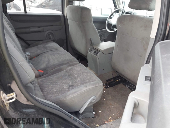 2006 Jeep Commander with VIN 1J8HG48KX6C362784, listed as a IAAI auction lot 41841953 with 188,600 mi miles and . Bid and sale history available at DreamBid. Image 8.