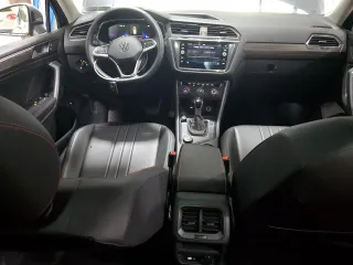 2024 Volkswagen Tiguan Wolfsburg Edition z VIN 3VVAB7AX0RM218695, wystawiony jako Copart lot #60689715 z przebiegiem 4 030 mil mil oraz Szkoda całkowita • Salvage title. Historia ofert i sprzedaży dostępna na DreamBid. Obrazek 8.