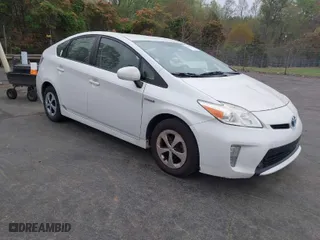 2015 Toyota Prius Four with VIN JTDKN3DU2F0430937, listed as a IAAI auction lot 41961875 with 305,044 mi miles. Bid and sale history available at carsss.com. Image 1.