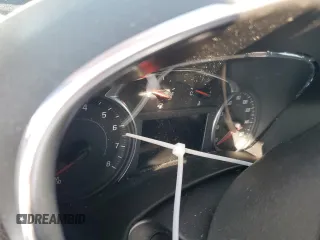 2018 Chevrolet Equinox LT z VIN 2GNAXSEV7J6185549, wystawiony jako Copart lot #53946125 z przebiegiem Nie podano mil oraz Szkoda całkowita • Salvage title. Historia ofert i sprzedaży dostępna na DreamBid. Obrazek 9.