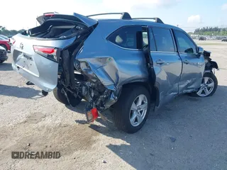 2021 Toyota Highlander L with VIN 5TDZZRAH2MS075954, listed as a IAAI auction lot 41711428 with 145,476 mi miles and . Bid and sale history available at DreamBid. Image 4.