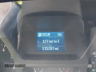 2017 Ford Transit Passenger XL z VIN 1FBAX2CG0HKA88590, wystawiony jako IAAI lot #41955797 z przebiegiem 135 287 mil mil oraz . Historia ofert i sprzedaży dostępna na DreamBid. Obrazek 15.