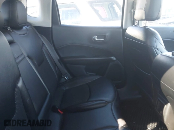 2019 Jeep Compass Trailhawk with VIN 3C4NJDDB1KT671642, listed as a IAAI auction lot 41810138 with 119,029 mi miles and . Bid and sale history available at carsss.com. Image 8.