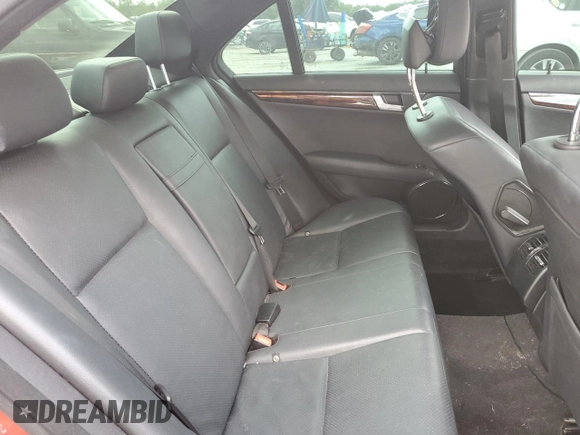 2009 Mercedes-Benz C 300 Sport with VIN WDDGF81X39F225004, listed as a Copart auction lot 60512695 with 116,907 mi miles and Salvage title. Bid and sale history available at DreamBid. Image 10.