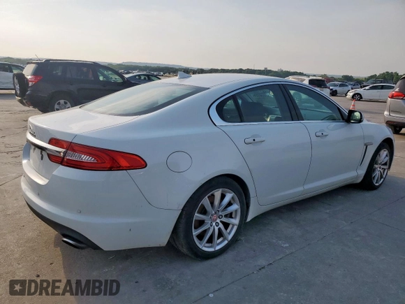 2015 Jaguar XF T Premium with VIN SAJWA0FS2FPU88689, listed as a Copart auction lot 57230325 with Not Provided miles and Clean Title. Bid and sale history available at DreamBid. Image 3.